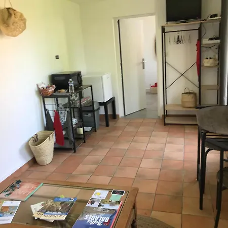 Vendégház Apres La Pluie 3*